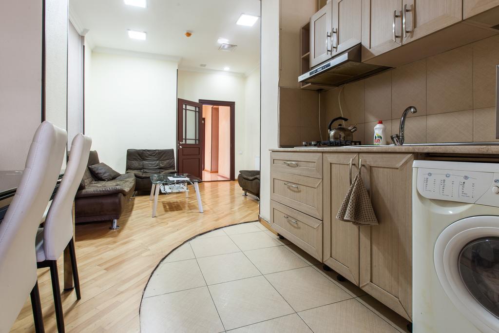 טביליסי Sweet Home Apartment חדר תמונה
